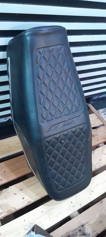 honda 125 seat 24 model new seat thra tym use ha 0