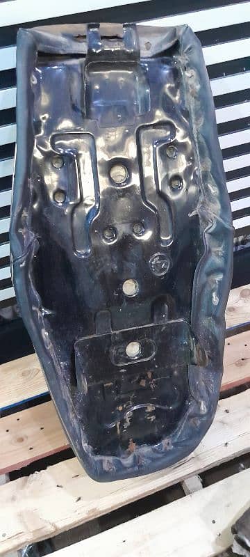 honda 125 seat 24 model new seat thra tym use ha 2