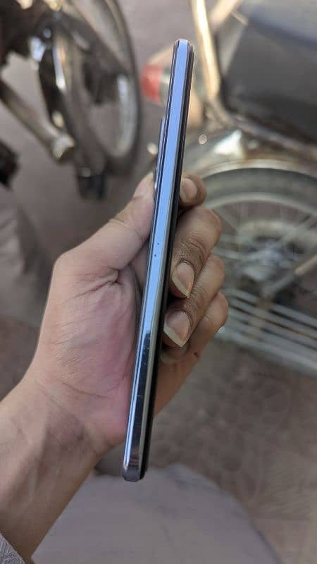 vivo v21 8/128 5