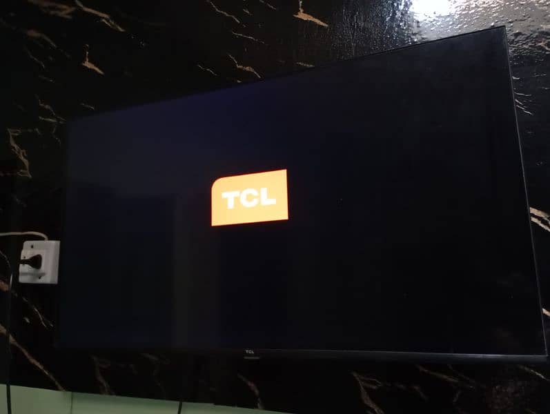TCL 40 inch lcd 3