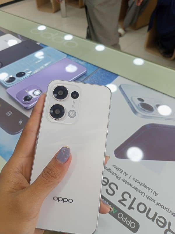 oppo Reno 13 5g 0