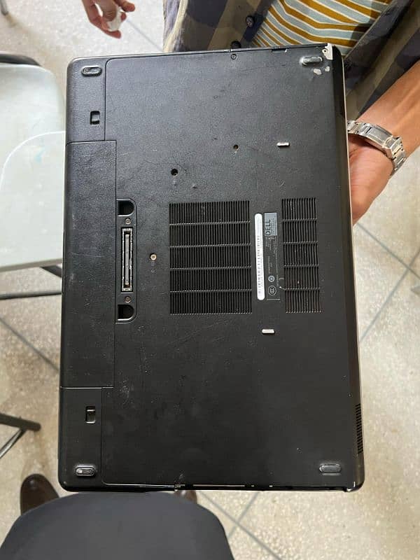 Dell Gaming Laptop (latitude E6540) 1