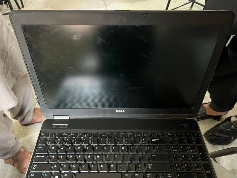 Dell Gaming Laptop (latitude E6540) 10