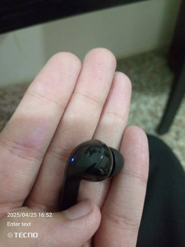 10 by 10 condition earbuds 1
