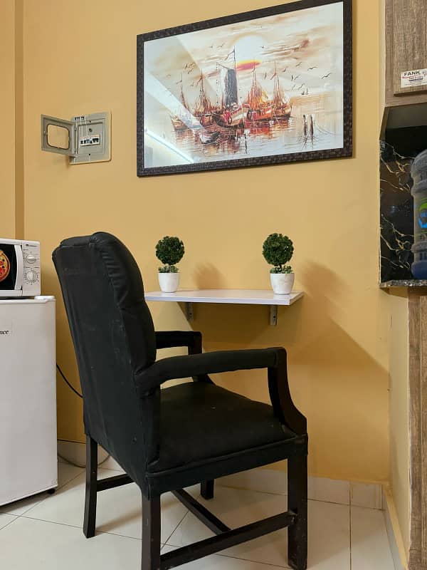 One bedroom apartment available on daily and weekly basis 11