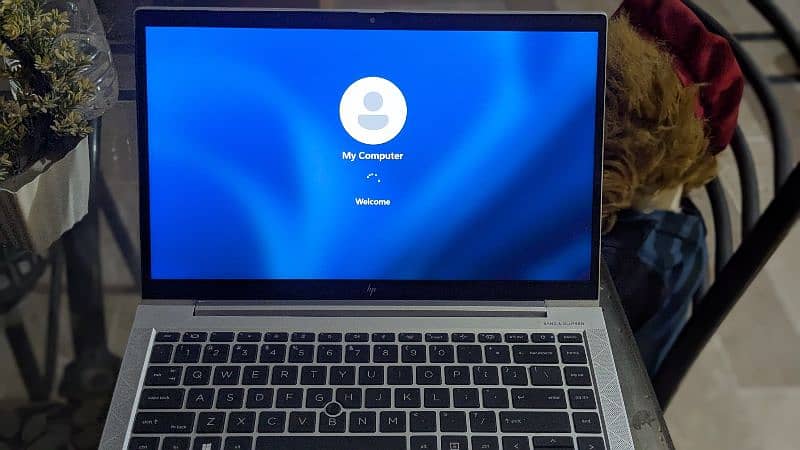 HP EliteBook 840 G7 Core-i5-10th Gen 8 GB RAM 256 GB SSD 14″ Display 1