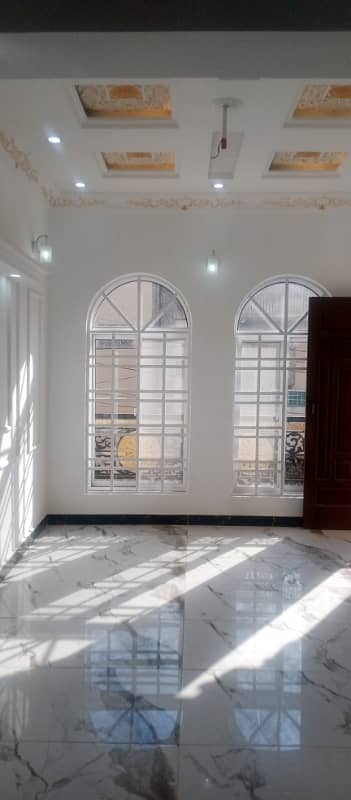 5 Marla New House In Allama Iqbal Town Pak Block 5
