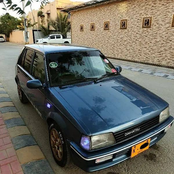 Daihatsu Charade 1985 5