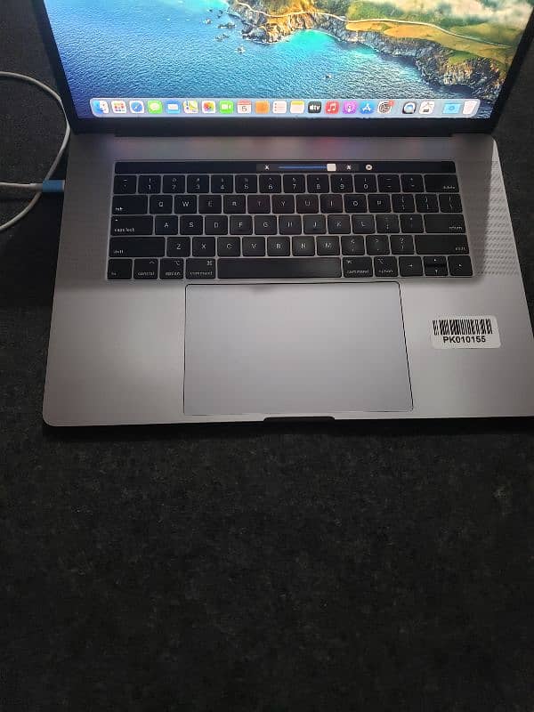 MacBook Pro 2018 – Core i9 | 32GB RAM | 512gb SSD | 4GB Graphics | 5