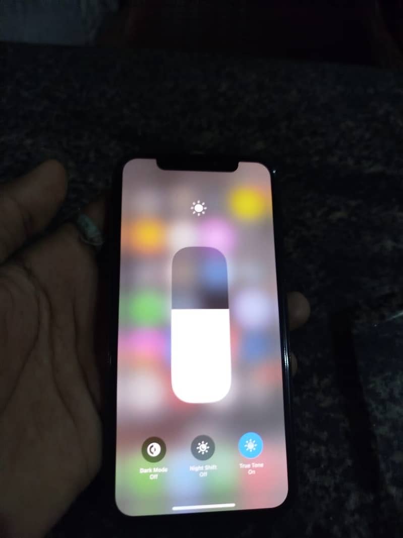 iphone 11 pro 4