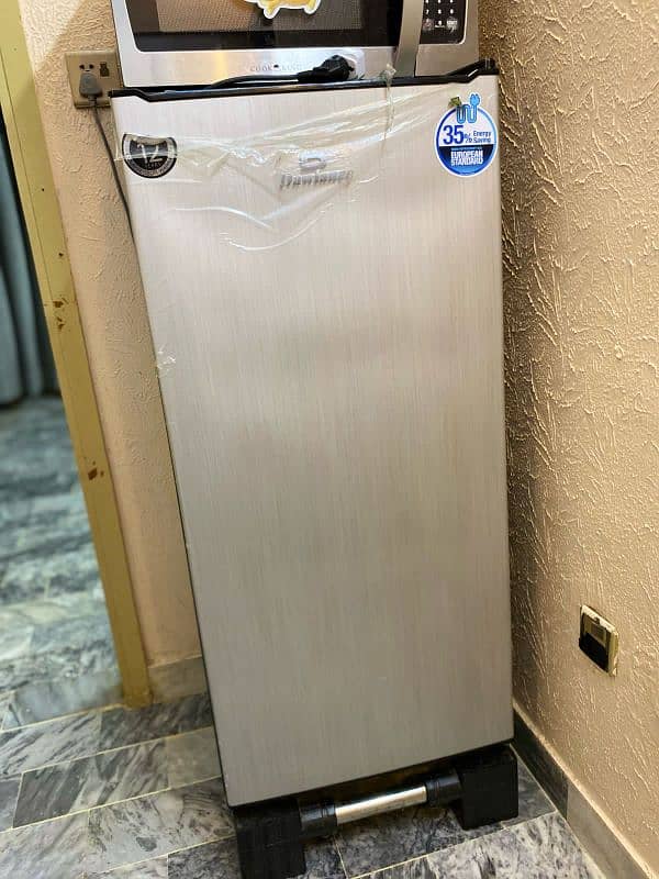 Dawlance single door refrigerator 0