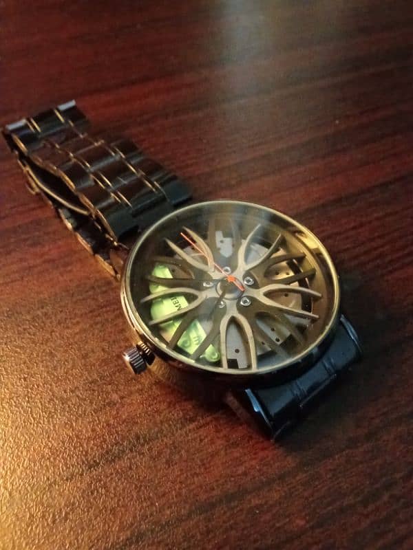 wheel watch with black colour 0