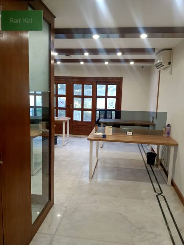 1000 sq yards bunglow near al tijrah building Ground plus 1 for Commercial use only 2