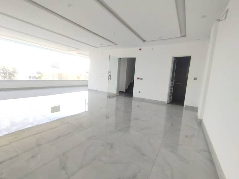 Just Like Brand New Building 2nd Floor For Rent Original Pics 2