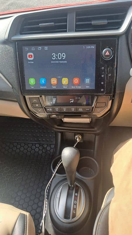 Honda BR-V 2023 8