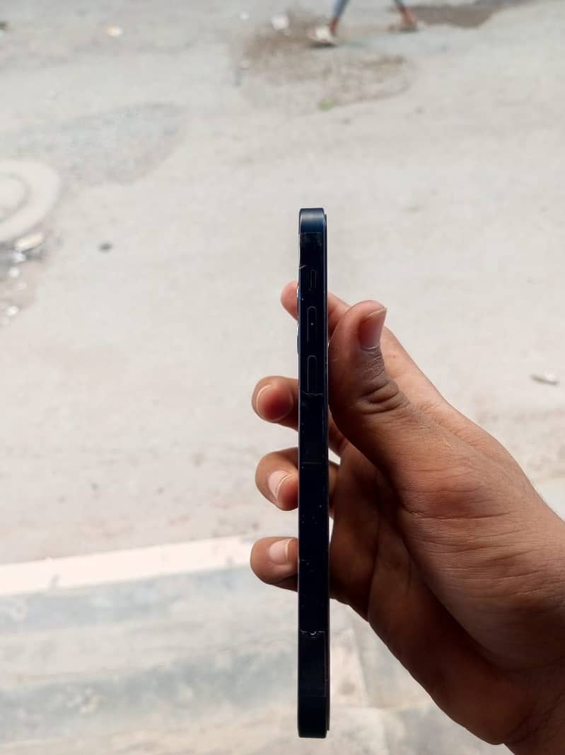 iPhone 12 jv 64gb exchange possible with iPhone 13 2