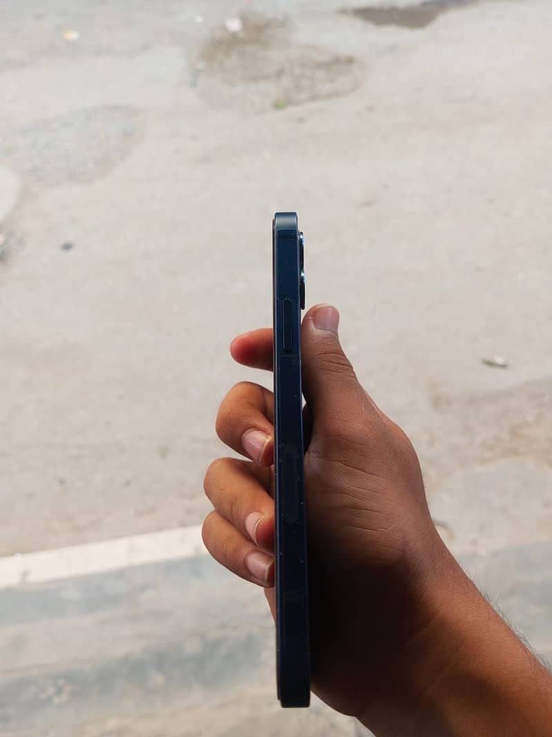 iPhone 12 jv 64gb exchange possible with iPhone 13 3