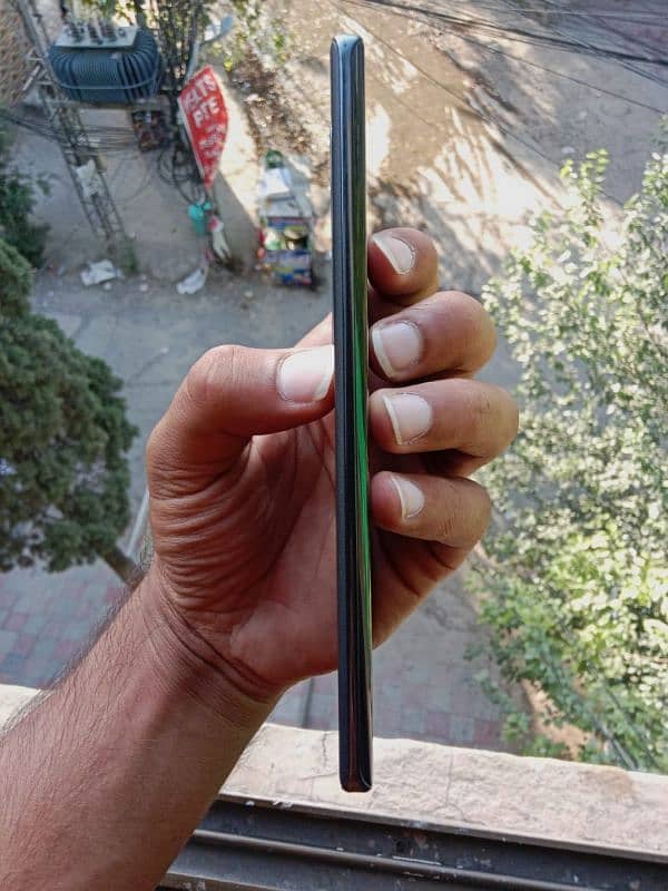 vivo V29 12/256 only serious buyer contact karain Baki door rahain 4
