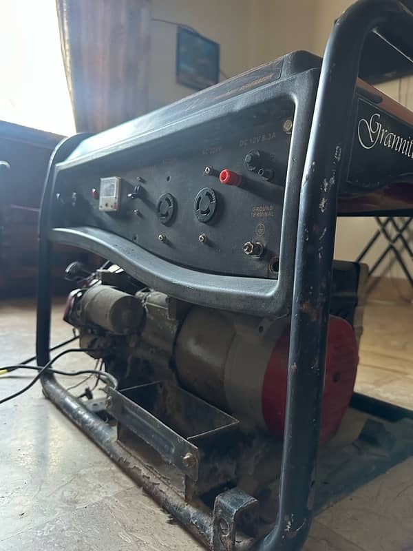GRANNITO GENERATOR GT3700ES 4