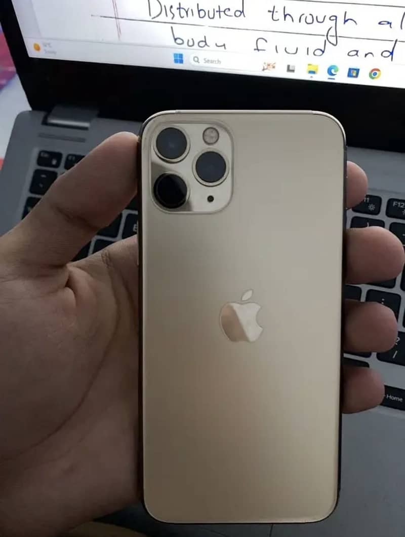 iPhone 11 Pro LLA Factory Unlock Water Pack Read full add please 6