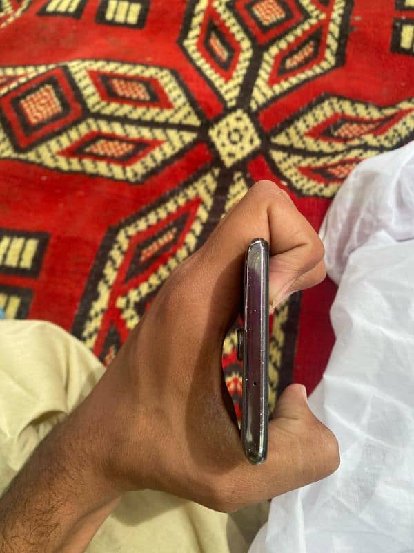 oneplus 7       8/256 dual sim 3
