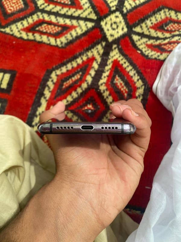 oneplus 7       8/256 dual sim 4