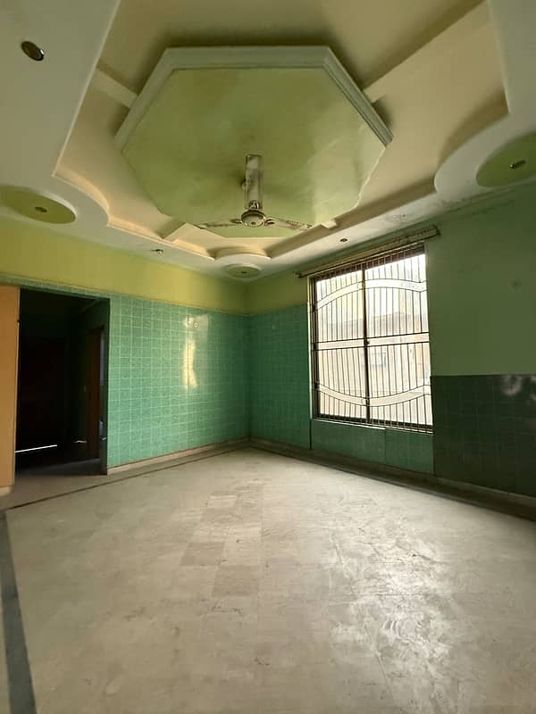 1 Kanal Vip Upper Portion Fully Tiled Woodwork 0