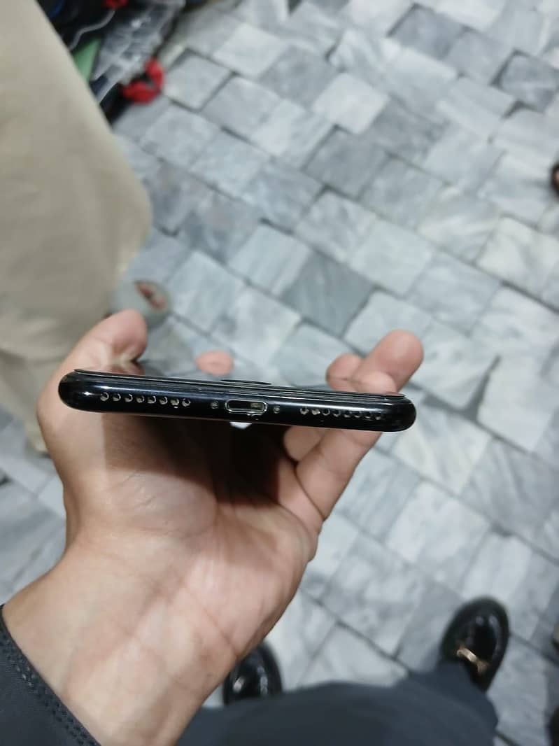 iPhone 7plus  PTA Approved 3