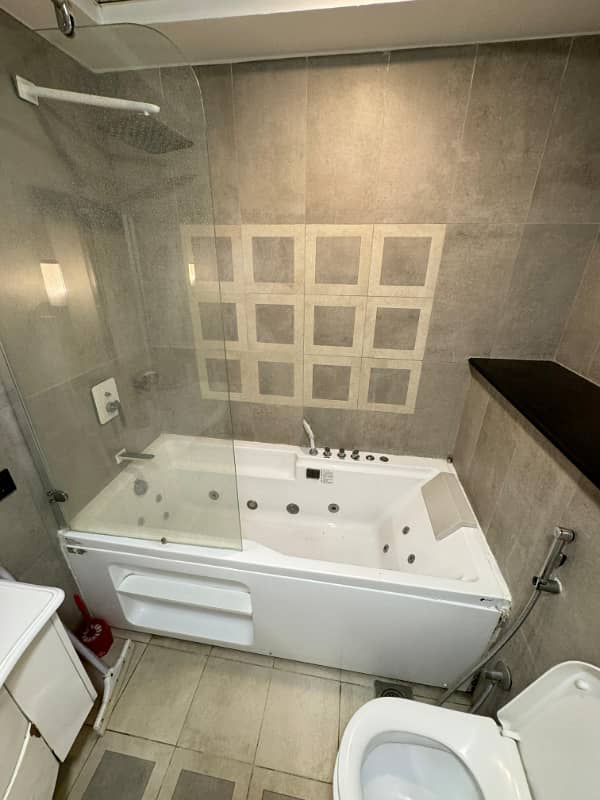 Two bedroom luxury apartment available on daily and weekly basis f11 markaz 10