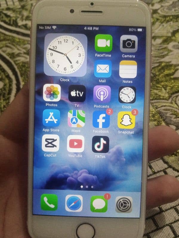 iPhone 7, 32 GB condition 10 by 10 WhatsApp nomber  03281037734 0