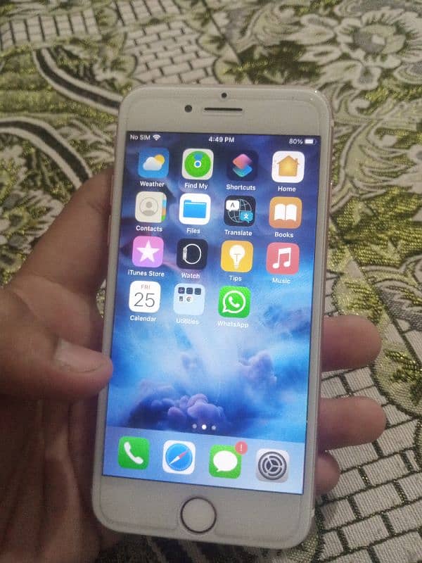 iPhone 7, 32 GB condition 10 by 10 WhatsApp nomber  03281037734 4