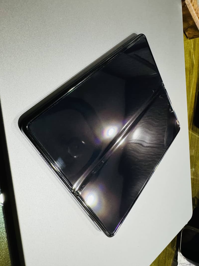 Samsung Z Fold 5 with all accessories and genuine case and S pen 7