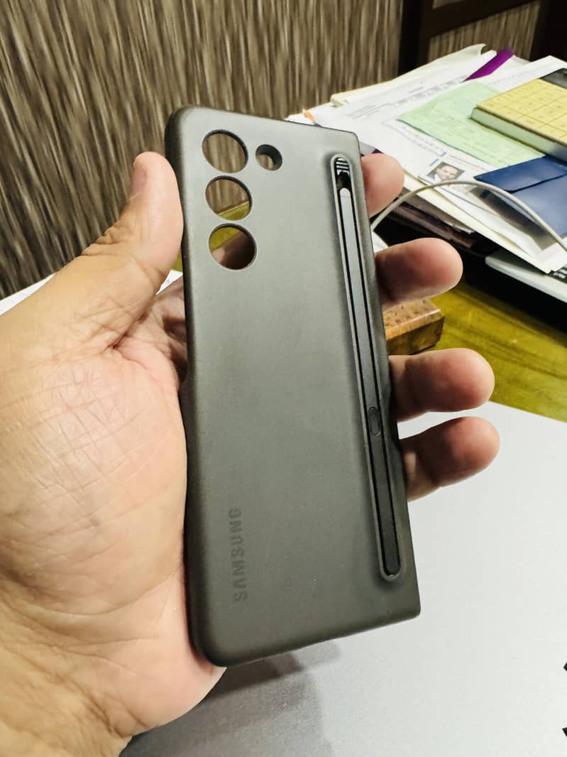 Samsung Z Fold 5 with all accessories and genuine case and S pen 12