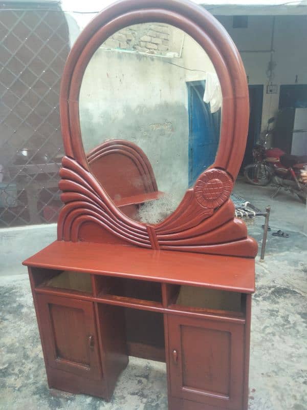 Bed rs. 14000 & dressing rs. 7000 only. 8