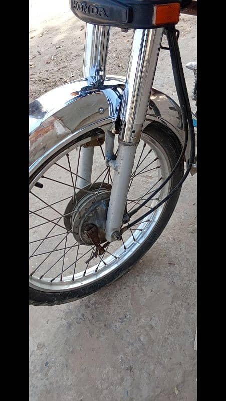 Honda CD 70 2022 7