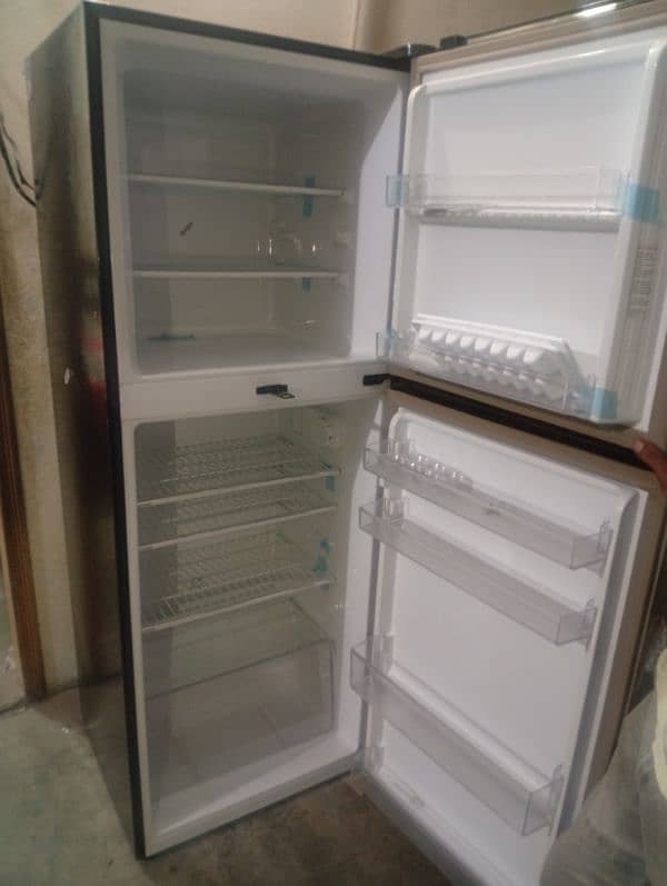 Dawlance Refrigerator E-Chrome 9178-LF 2
