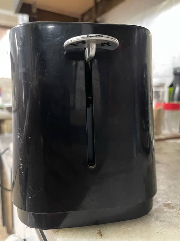 Anex 4 Slice Toaster 1