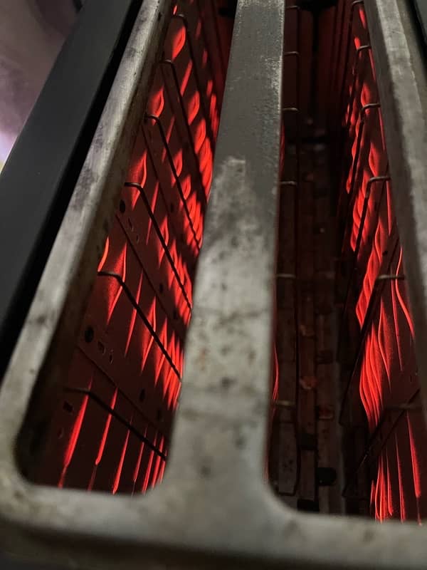 Anex 4 Slice Toaster 3