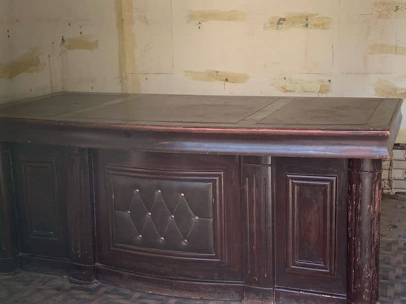 Office Table for sale 0