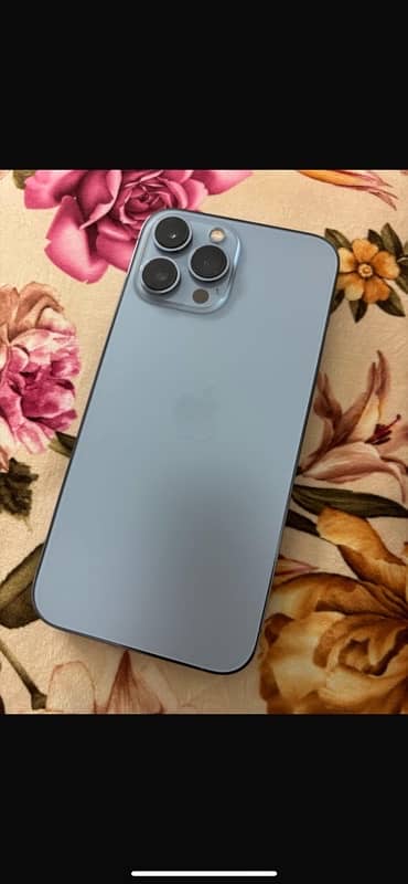 Iphone 13 pro max Complete box Just like Brand new 7