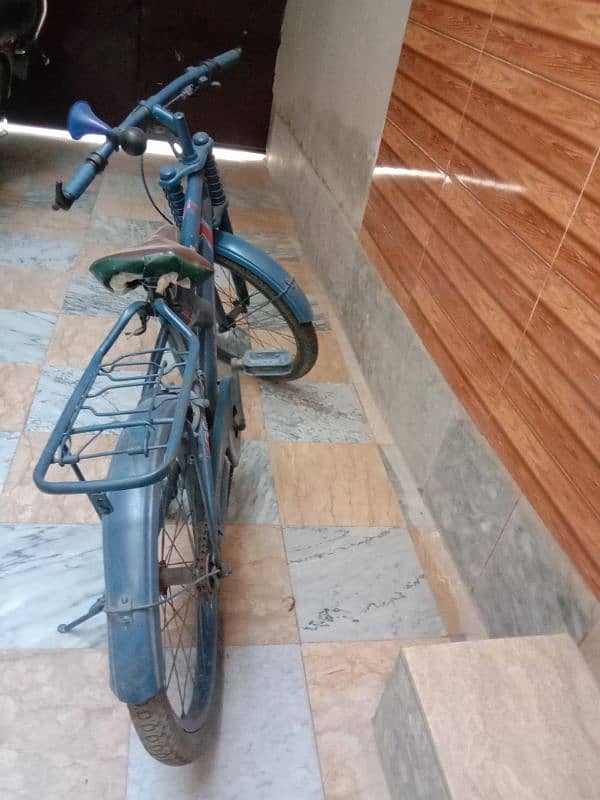near Rahwali  cantt distance 6 kilometer Cell number 03034387369 3