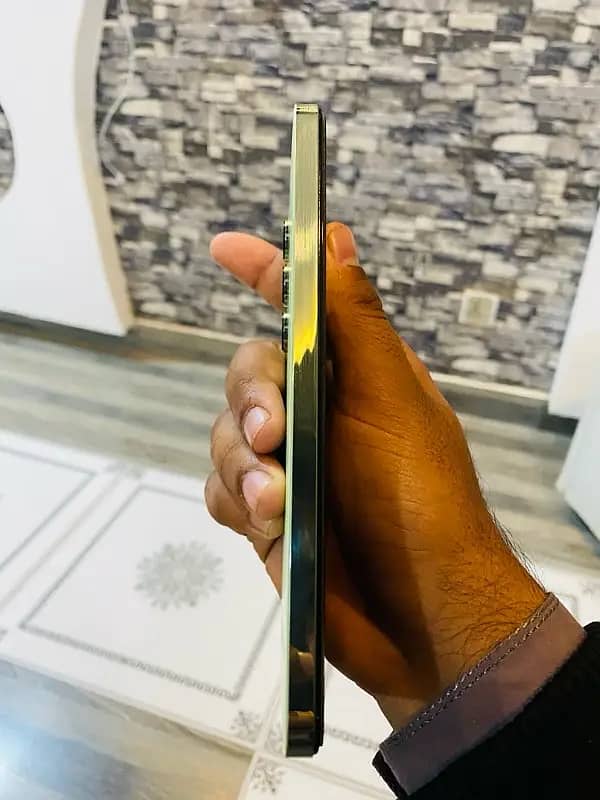vivo Y100 (8+8 built in/256 gb) Available for sale 2