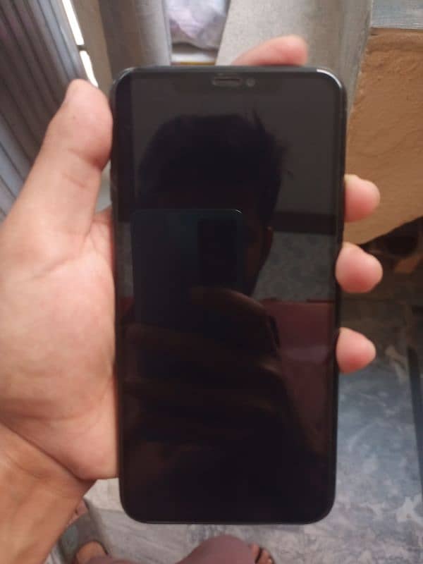 Iphone 11 pro max 2