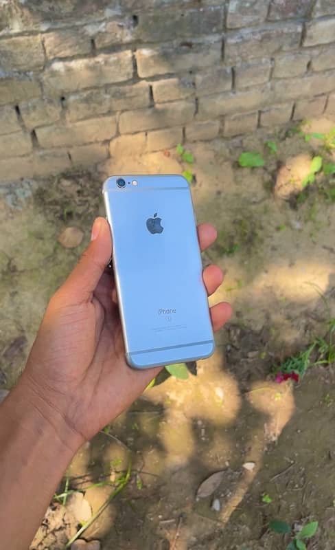 iPhone 6s PTA APPROVED 64 Gb 1