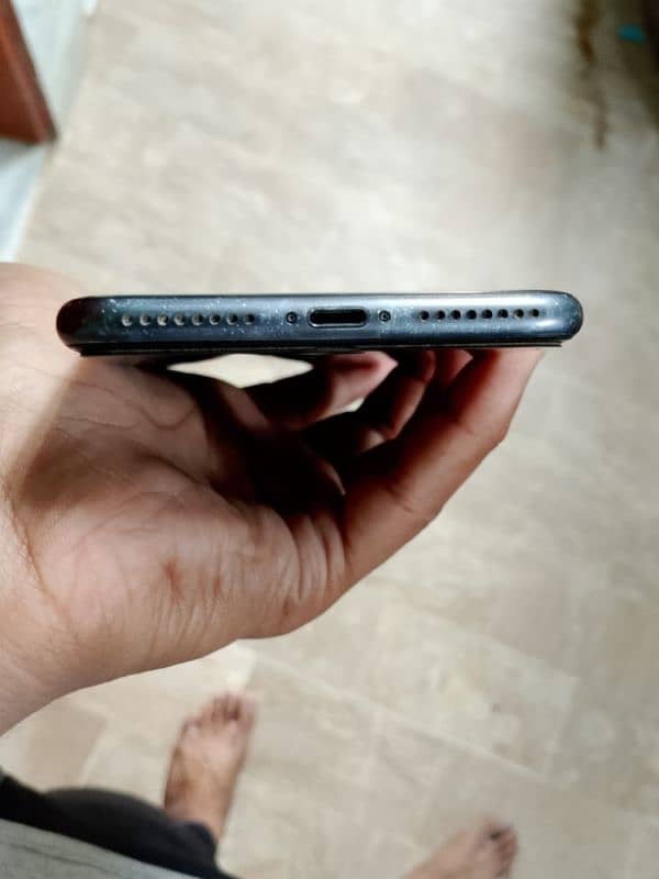 iphone 8 plus with box PTA APPROVED 0