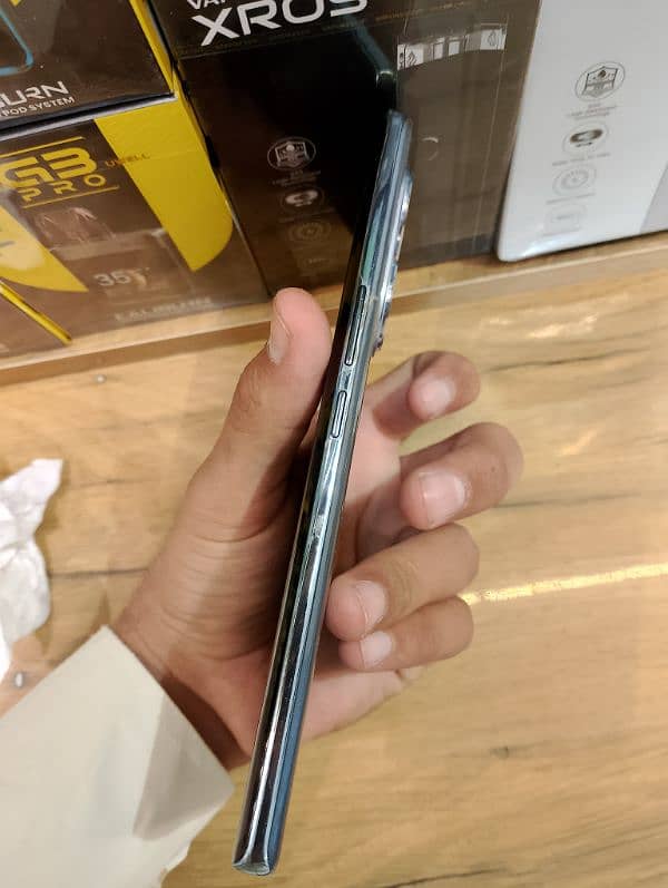 sparx edge 20pro 8+8/256 0