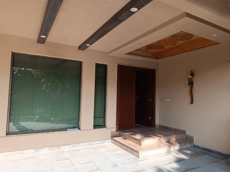 1Kanal owner Buil Beautiful most House For Sale DHA Phase 3 Nera Y block 4