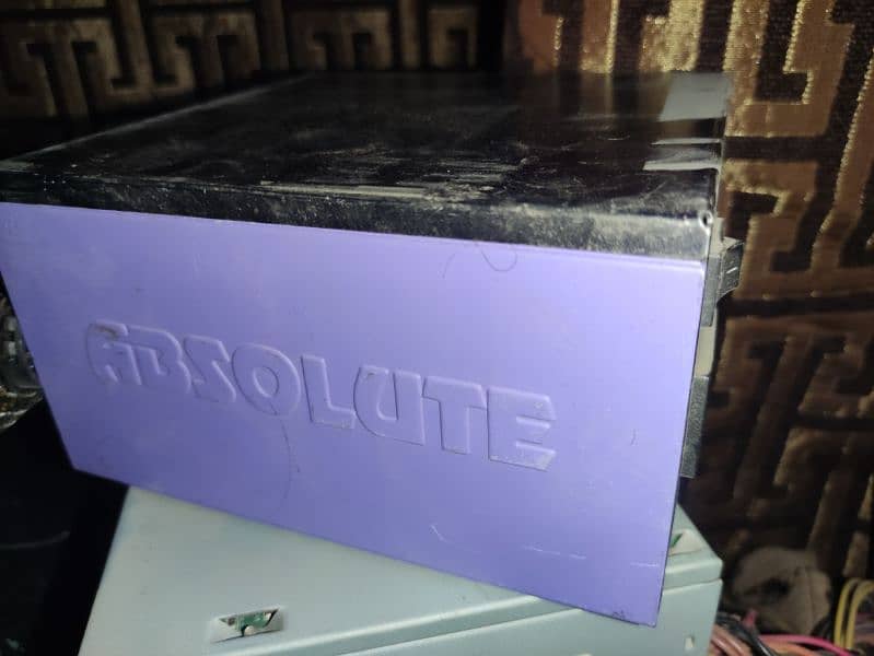 Core i5 4590, Three Graphic Cards, Two Power Supplies, Core 2 Quad PC 9