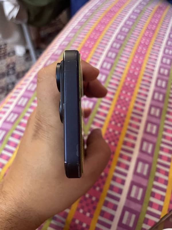 iPhone 15 pro 256 Gb Jv  Blue titanium 3