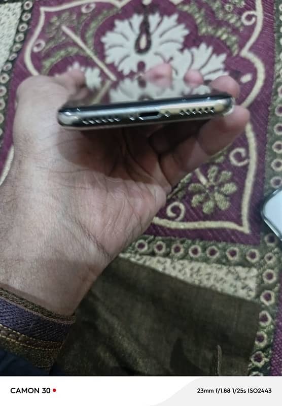 iPhone x 0